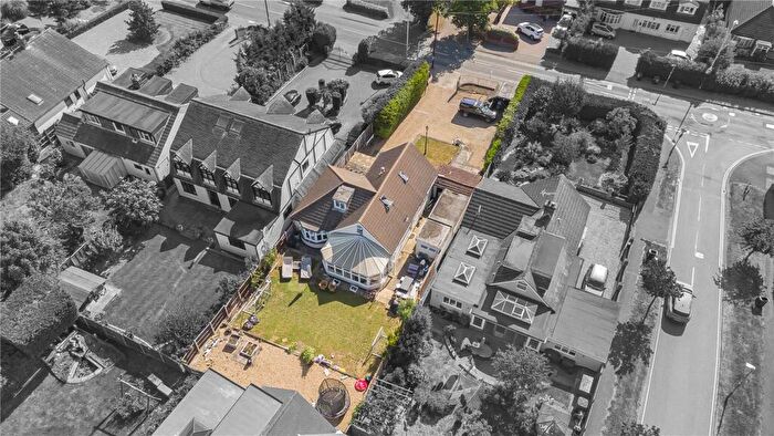 4 Bedroom Detached House For Sale In Northaw Road East, Cuffley, EN6