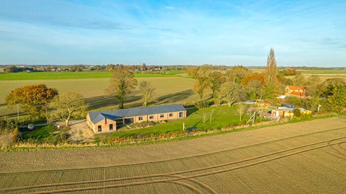 5 Bedroom Detached House For Sale In Torrington Lane, Fleet, Spalding, Lincolnshire, PE12