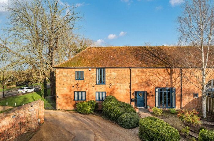 5 Bedroom Barn Conversion For Sale In The Old Barn, Wootton, Bedford, MK43