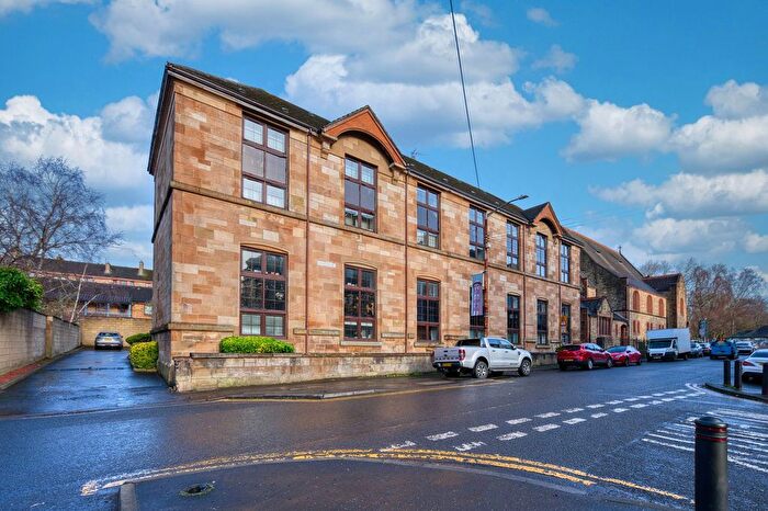2 Bedroom Flat For Sale In Deanston Drive, Flat, Shawlands Glasgow, G41