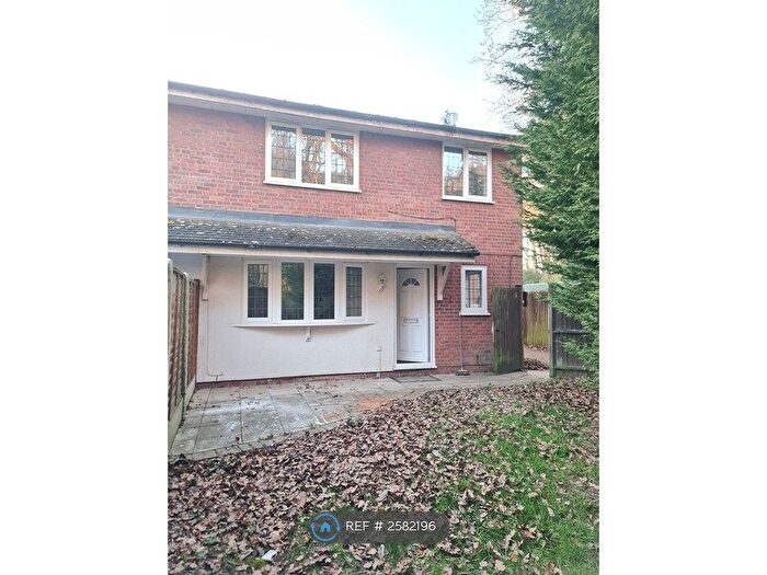 2 Bedroom End Of Terrace House To Rent In Hollymead Close, Colchester, CO4