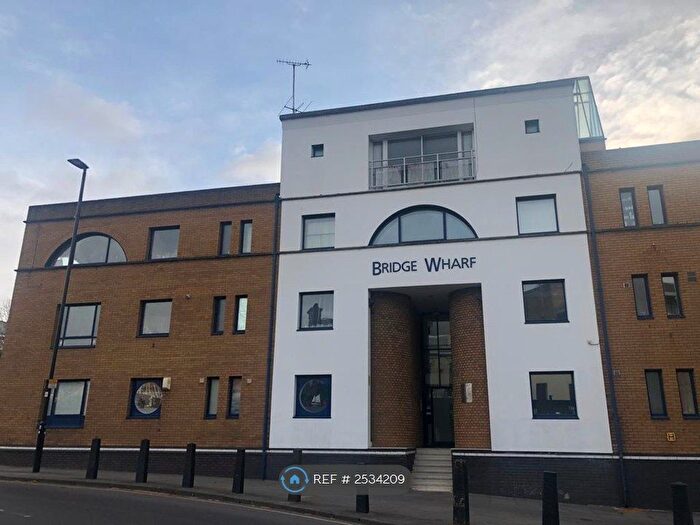 4 Bedroom Maisonette To Rent In Bridge Wharf, London, N1