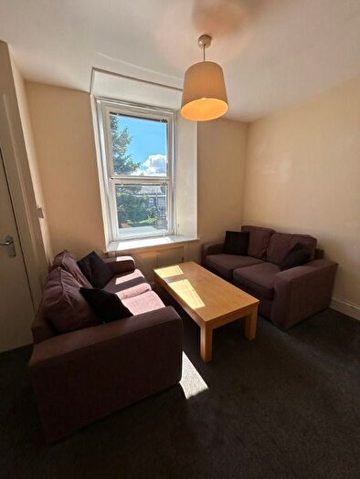 2 Bedroom Flat To Rent In Cleghorn Street, West End, Dundee, DD2