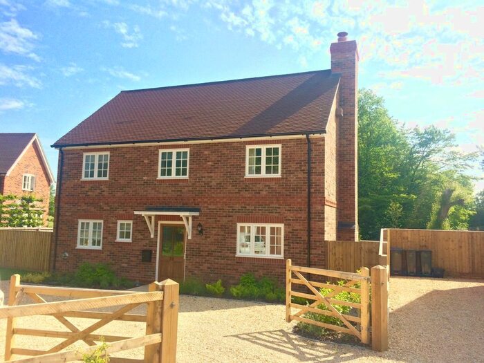 4 Bedroom Detached House To Rent In Swan Meadow, Pewsey, SN9