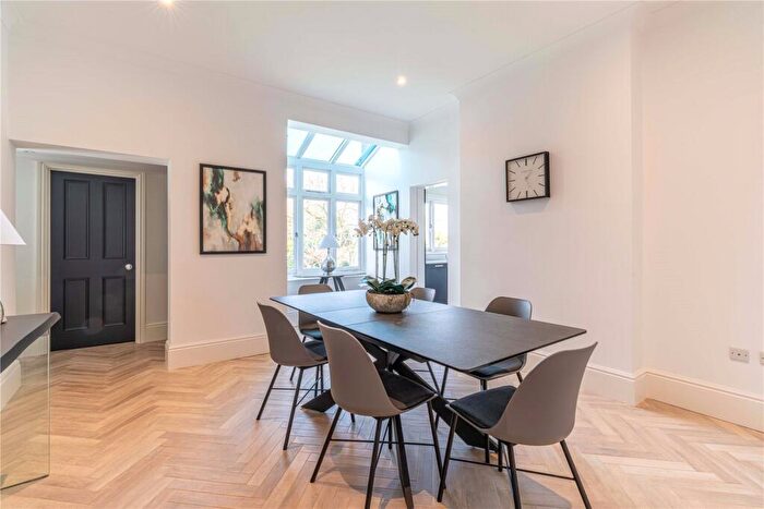 5 Bedroom Detached House For Sale In Epping Road, Roydon, Essex, CM19