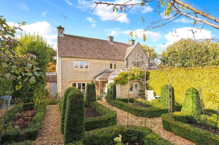 4 Bedroom Semi-Detached House For Sale In Barnfield, Kineton, Guiting Power, Cheltenham, GL54