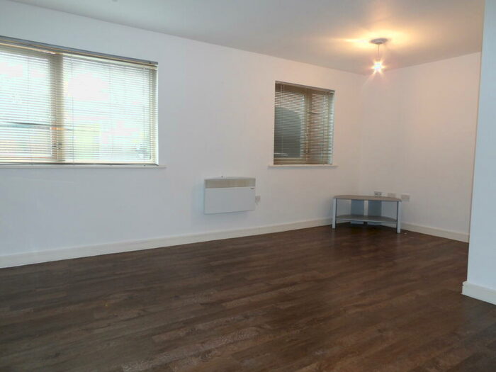 2 Bedroom Apartment To Rent In St Crispins Court, Mansfield, NG18