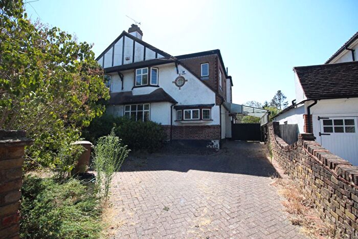 4 Bedroom Semi-Detached House For Sale In Tudor Avenue, Worcester Park, KT4