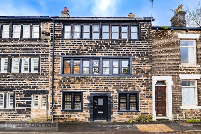 3 Bedroom Terraced House For Sale In Chew Valley Road, Greenfield, Saddleworth, OL3