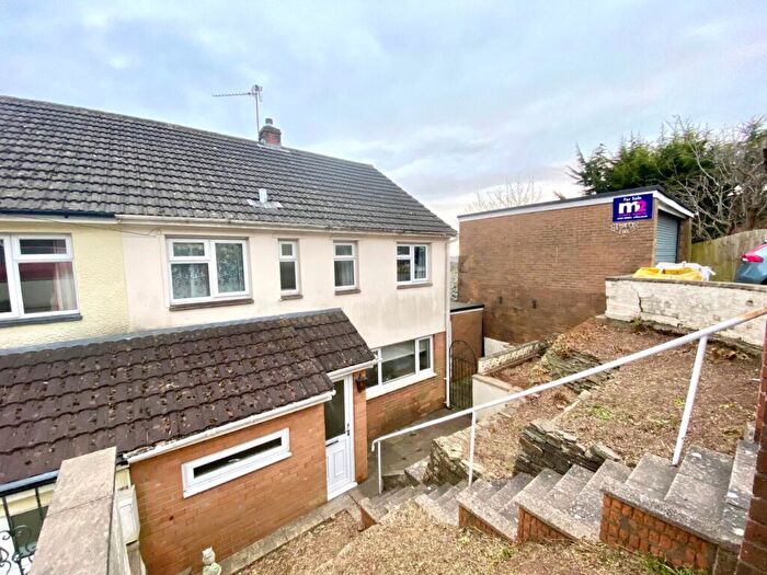 3 Bedroom Semi-Detached House For Sale In Augustan Drive, Caerleon, Newport, NP18