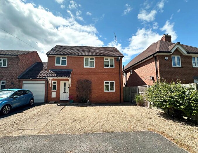 2 Bedroom Link Detached House To Rent In Park View Drive North, Charvil, Reading, Berkshire, RG10