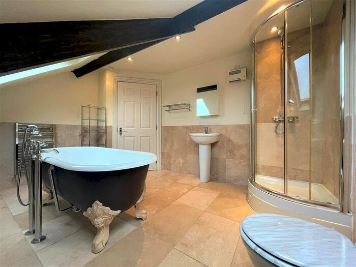 2 Bedroom Flat To Rent In Wright Street, Hull, HU2