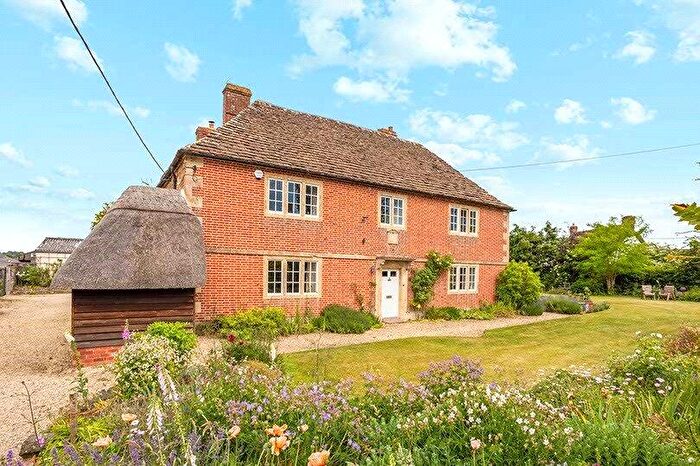 5 Bedroom Detached House To Rent In Martins Road, Keevil, Trowbridge, Wiltshire, BA14