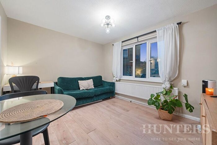 1 Bedroom Maisonette To Rent In Tynemouth Road, London, N15