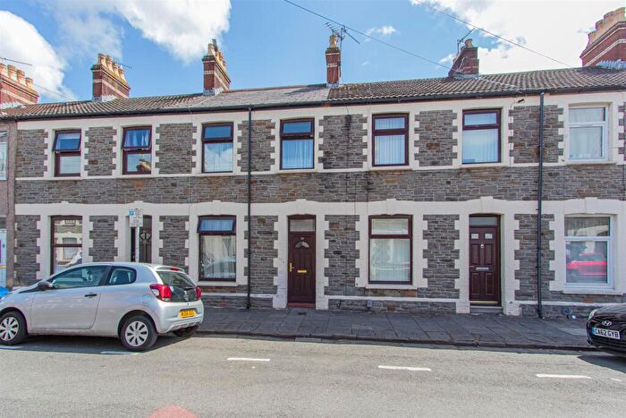 4 Bedroom Private Hall To Rent In Thesiger Street, Cathays, CF24