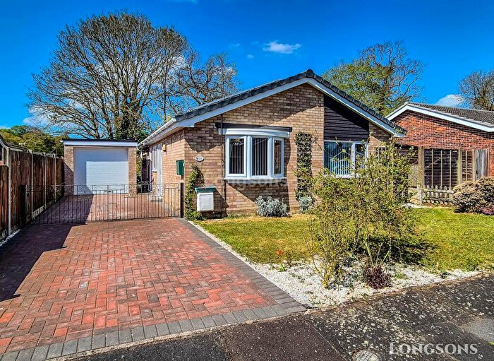 2 Bedroom Detached Bungalow For Sale In Farm Walk, Swaffham, PE37