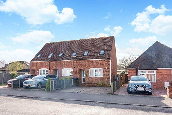 2 Bedroom End Of Terrace House To Rent In Silo Road, Godalming, GU7