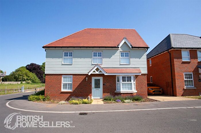 4 Bedroom Detached House For Sale In Russett Lane, Faversham, Kent, ME13