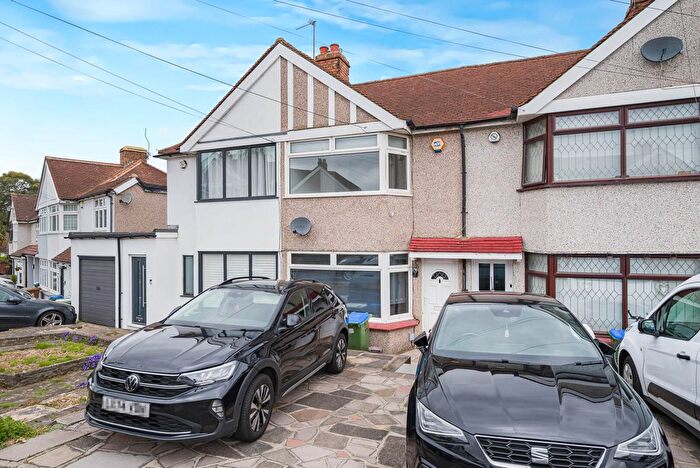 2 Bedroom Property For Sale In Howard Avenue, Bexley, DA5