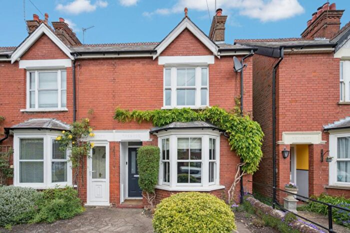 3 Bedroom Semi Detached House For Sale In Wey Lane, Chesham, Buckinghamshire, HP5