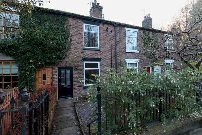 2 Bedroom House To Rent In Hall Terrace, Langley, SK11