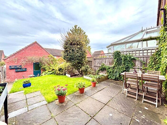 2 Bedroom End Of Terrace House For Sale In Chestnut Square, Leamington Spa, CV32