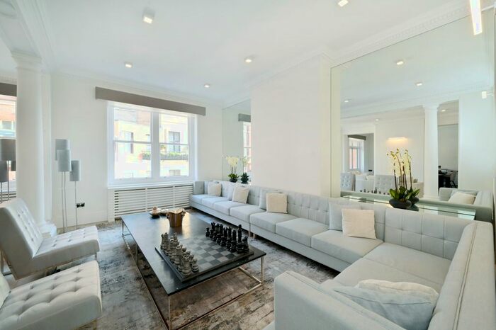 4 Bedroom Flat To Rent In Rutland Court, SW7