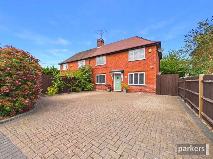 3 Bedroom Semi-Detached House For Sale In Merryhill Green Lane, Winnersh, Wokingham, Berkshire, RG41