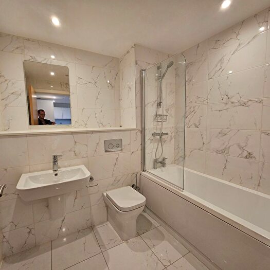 1 Bedroom Flat To Rent In Communication Row, Birmingham, B15