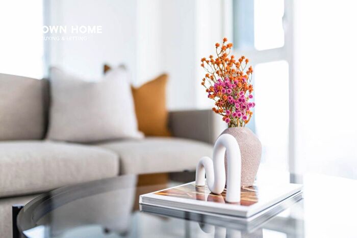 2 Bedroom Flat To Rent In Icon Tower, Portal Way, W3
