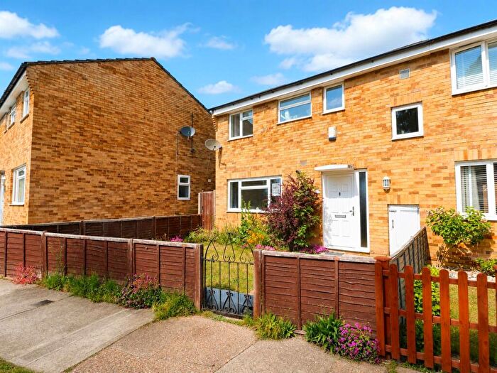 3 Bedroom House For Sale In Holly Walk, Witham, CM8