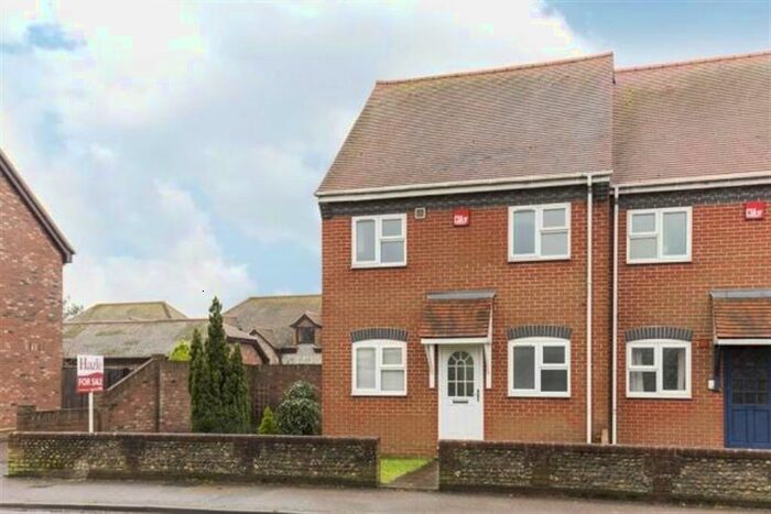 3 Bedroom Terraced House To Rent In Main Road, Emsworth, PO10