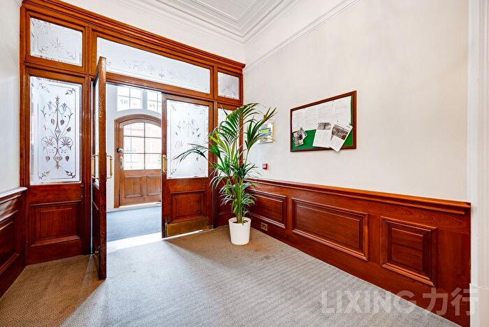 3 Bedroom Flat For Sale In Bedford Avenue, Fitzrovia, WC1B