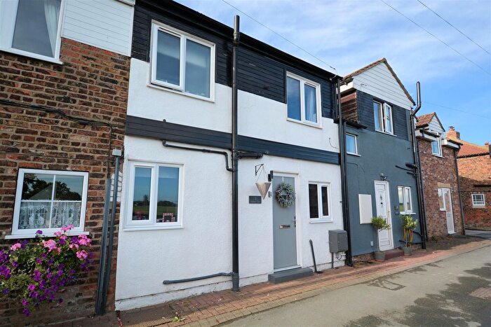 3 Bedroom Cottage To Rent In Station View, Cliffe, Selby, YO8