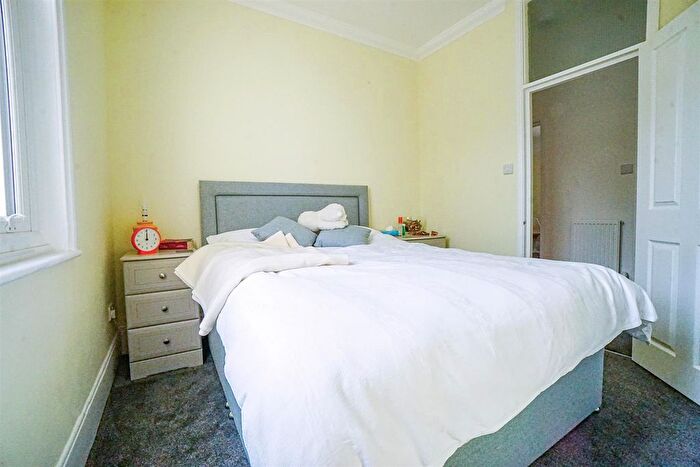 1 Bedroom Flat For Sale In Gensing Road, St. Leonards-On-Sea, TN38