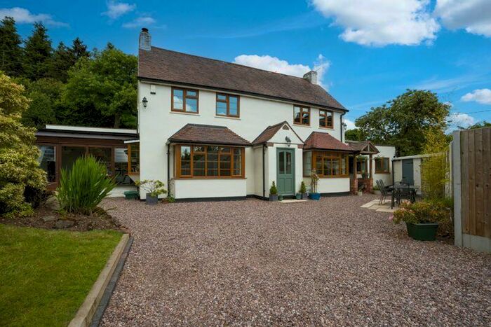 4 Bedroom Detached House For Sale In Bromsgrove Road, Belbroughton, Stourbridge, DY9