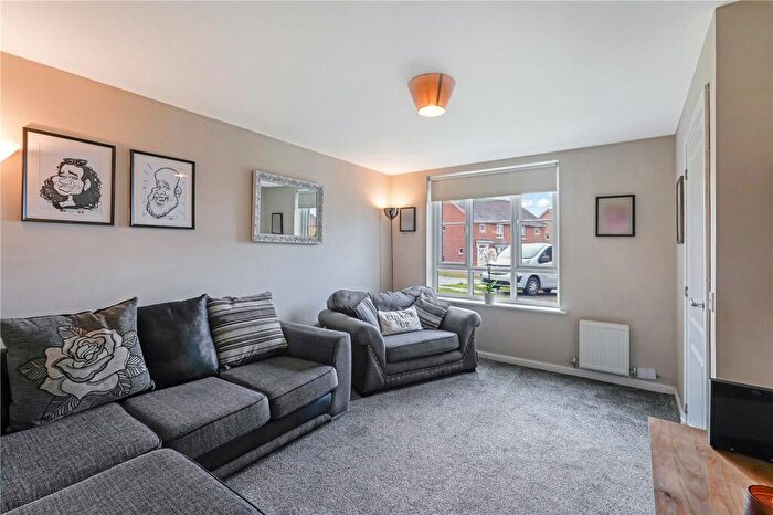 3 Bedroom Terraced House For Sale In Blaiklands Crescent, Coatbridge, North Lanarkshire, ML5