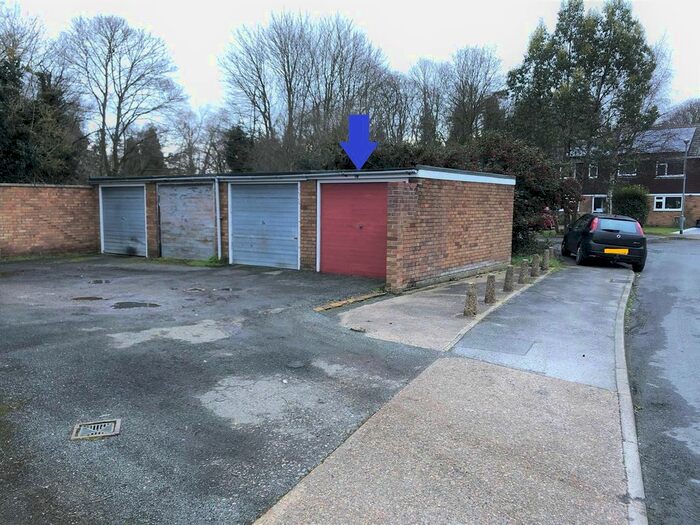 Garage / Parking To Rent In Moat Farm Close, Ipswich, IP4