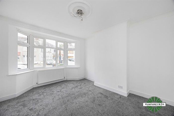 4 Bedroom House To Rent In Newman Road, London, E13