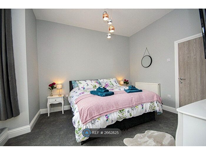 1 Bedroom Flat To Rent In Baker Chambers, Camborne, TR14