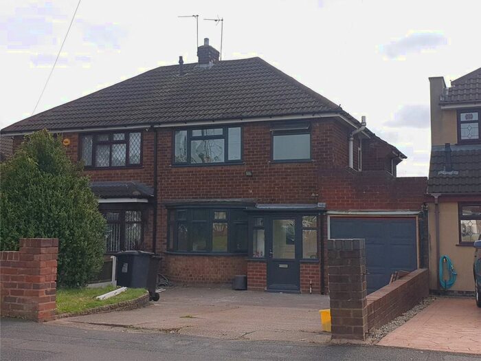 3 Bedroom Semi-Detached House To Rent In March End Road, Wolverhampton, West Midlands, WV11