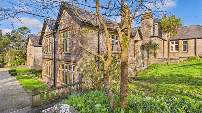 2 Bedroom Flat For Sale In Kenegie Manor, Gulval, TR20