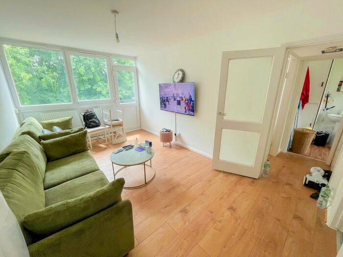 1 Bedroom Flat To Rent In Gillett House, Campsfield Road, Hornsey, N8