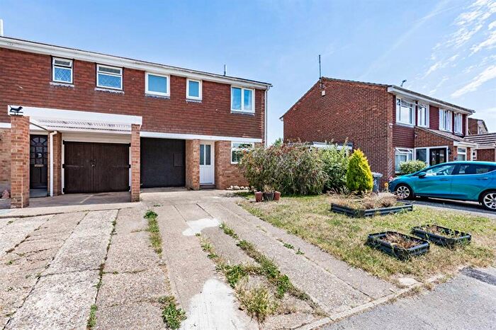 3 Bedroom Semi-Detached House For Sale In Wrentham Avenue, Herne Bay, CT6