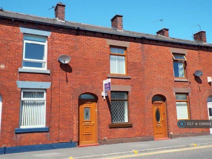 2 Bedroom Terraced House To Rent In Shaw Road, Royton, Oldham, OL2