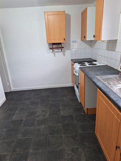 3 Bedroom End Of Terrace House To Rent In Kiln Way, Wellingborough, NN8