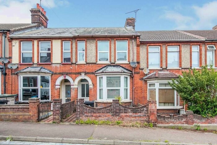 3 Bedroom Terraced House To Rent In Nelson Road, Harwich, CO12