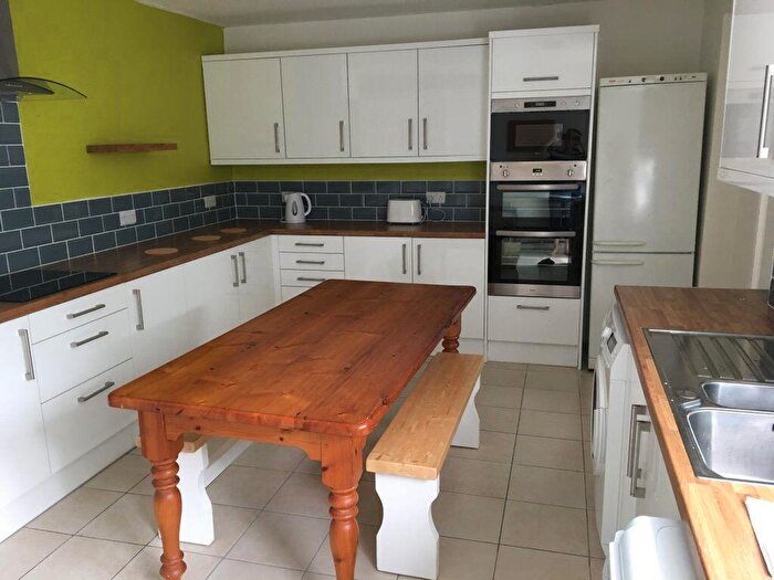 4 Bedroom House To Rent In Maplehurst Road, Chichester, PO19