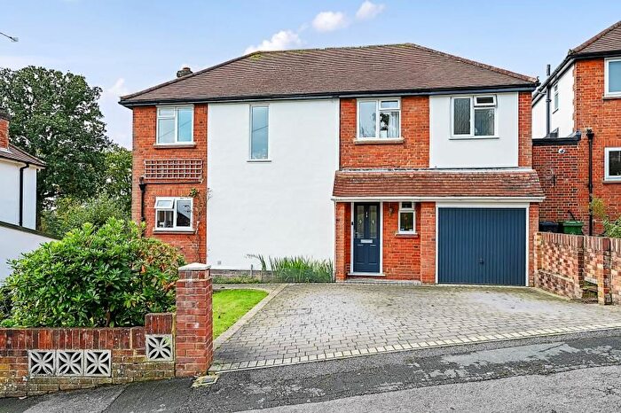 4 Bedroom Detached House To Rent In Warren Rise, Frimley, Camberley, GU16