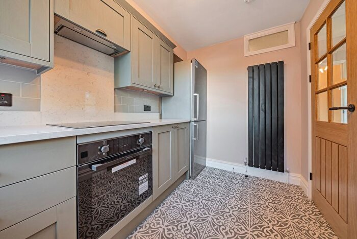 1 Bedroom Parking To Rent In Bowman Mews, Southfields, London, SW18